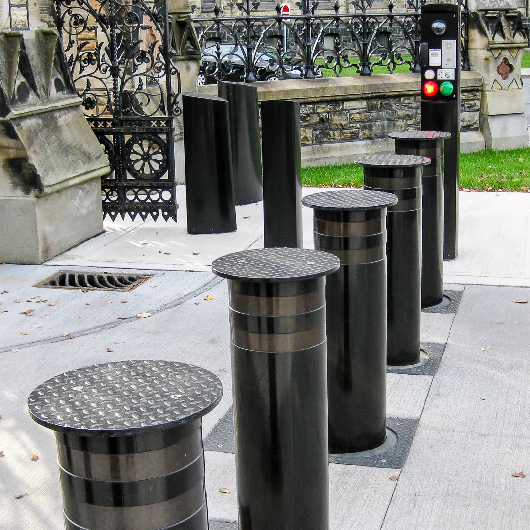 Potelets automatiques urbains