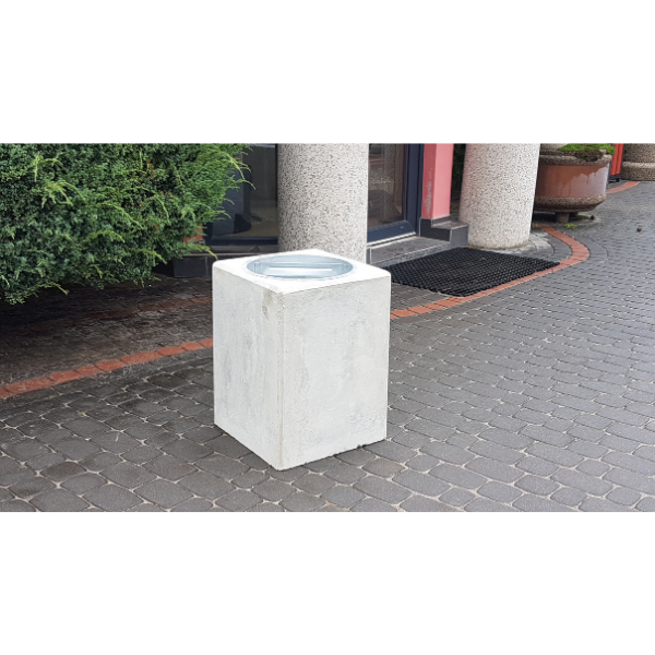 poubelles en béton