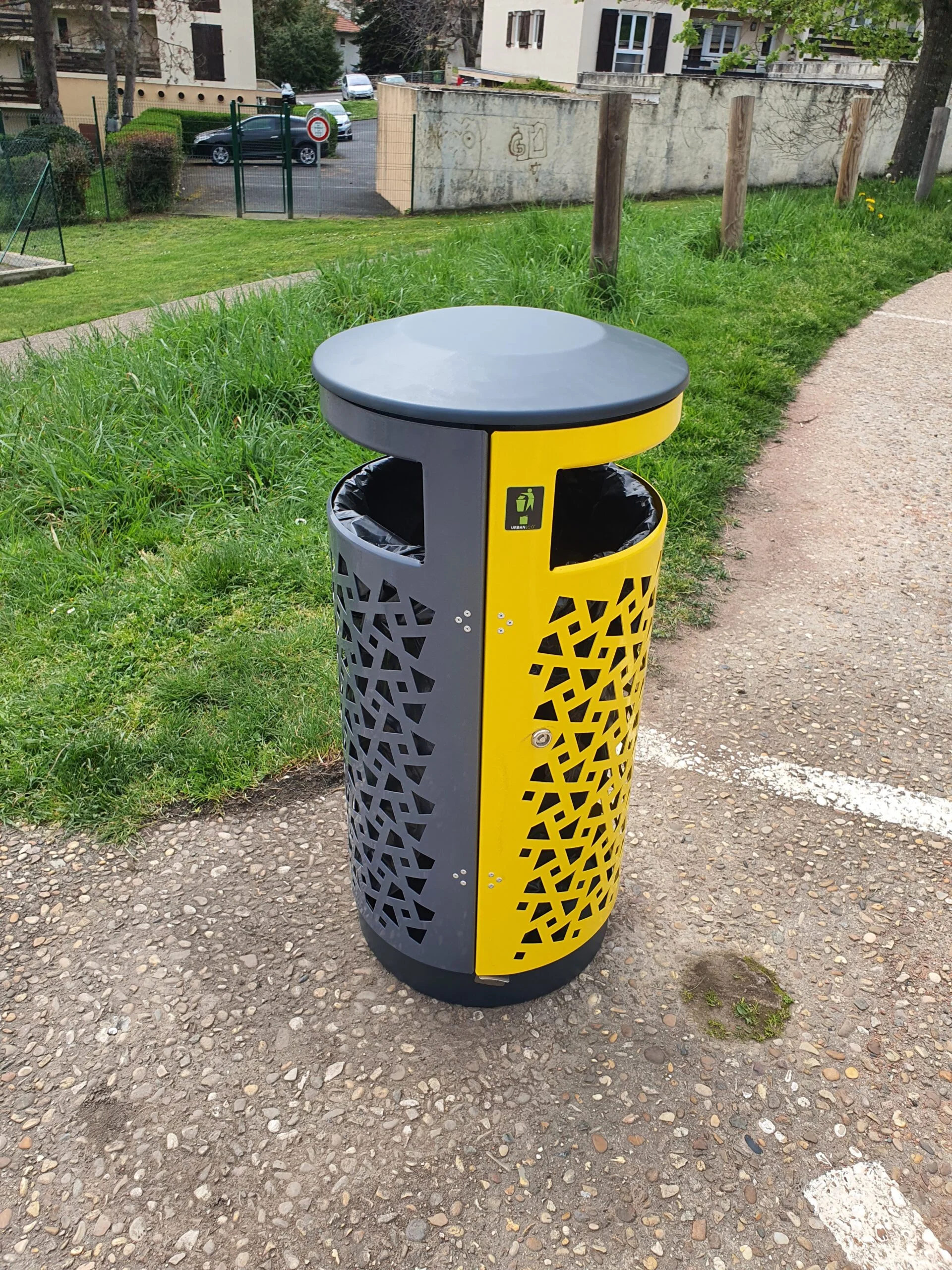 Poubelles avec tri intégré