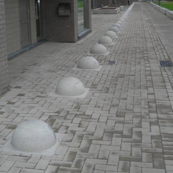 Barrière béton urbaine