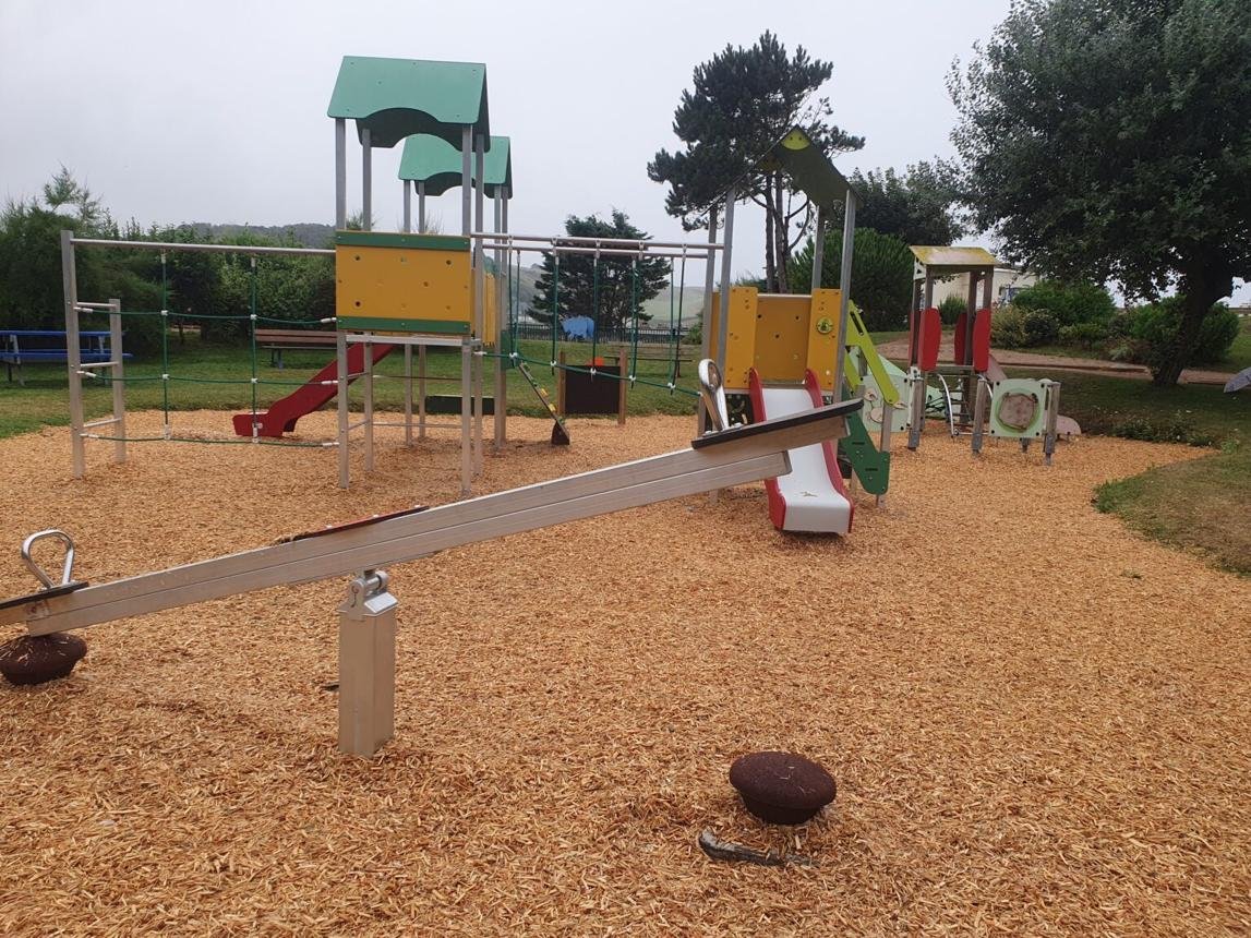 copeaux bois aire de jeux extérieur