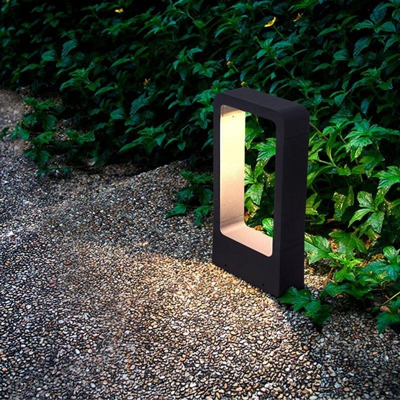 borne lumineuse extérieure