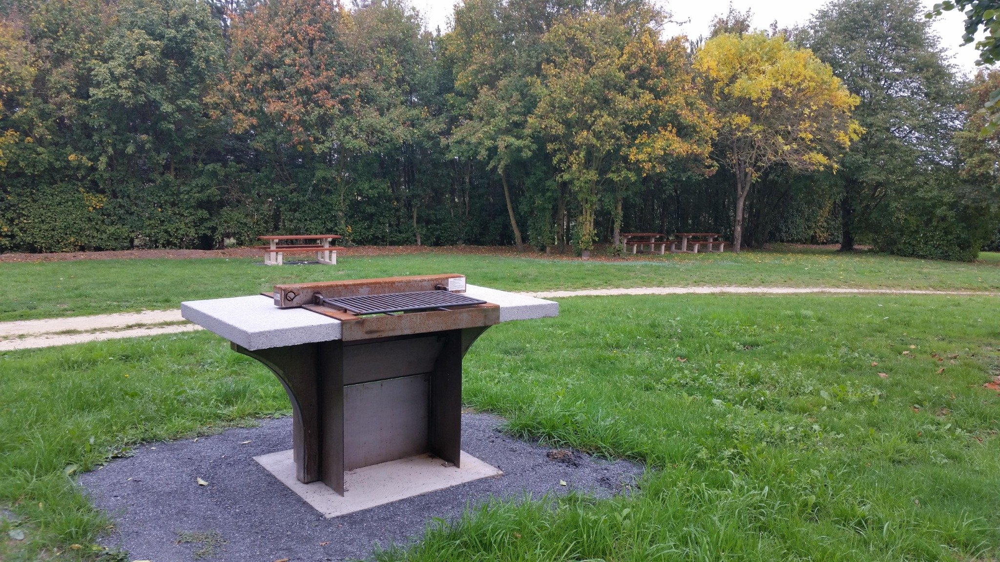 Grill extérieur public