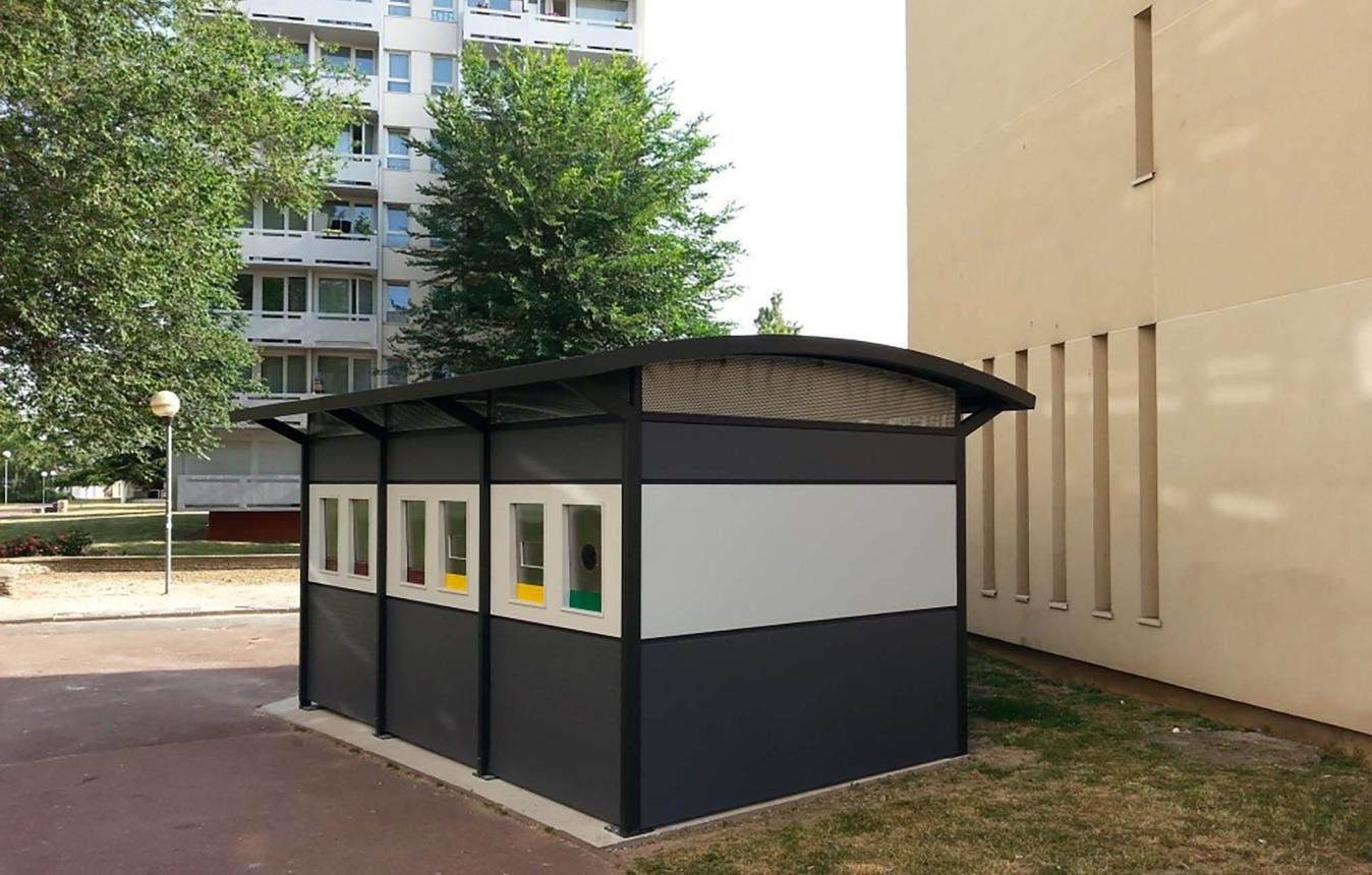 cache conteneur espace public