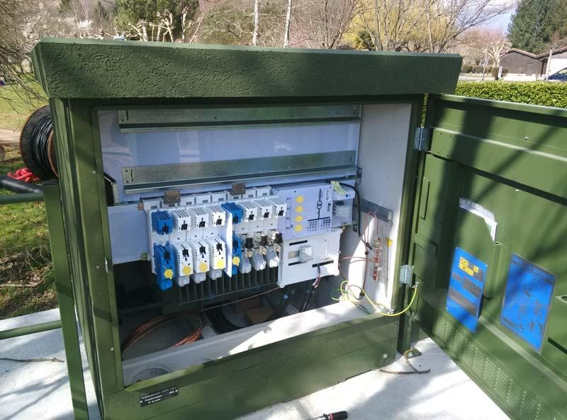 Caisse technique extérieure